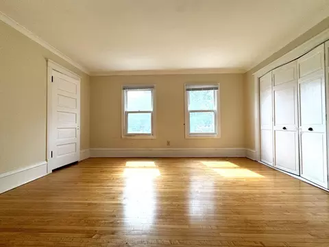 Bedroom - 427 Moseley St, Elgin, IL 60123 photo 3 of 6