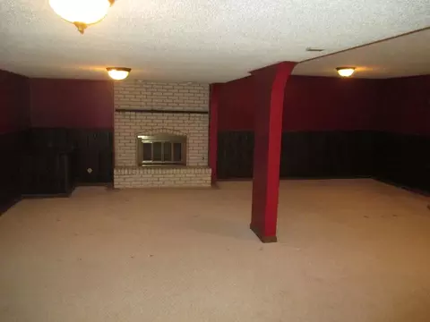 Living - 8 Norris Dr, Burr Ridge, IL 60527 photo 6 of 6