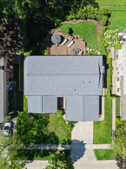 View/Area - 830 Warwick Rd, Deerfield, IL 60015 photo 2 of 2