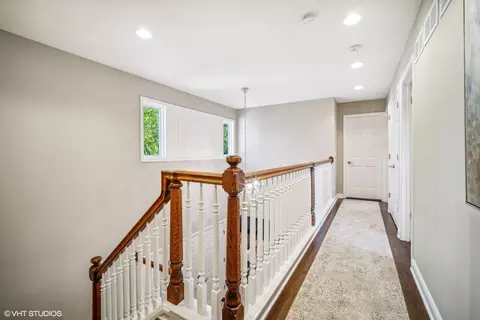 Entry Way - 830 Warwick Rd, Deerfield, IL 60015 photo 3 of 3