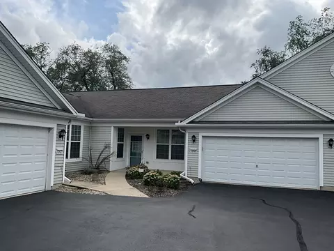 12423 Rock Island Trl #3, Huntley, IL 60142