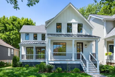 2110 Asbury Ave, Evanston, IL 60201