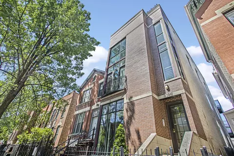 1246 N Wolcott Ave #2, Chicago, IL 60622