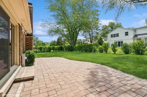 2250 Phillips Dr, Glenview, IL 60026 photo 26