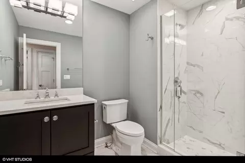 2250 Phillips Dr, Glenview, IL 60026 photo 18