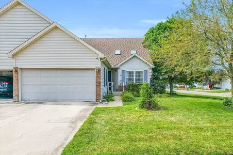 4019 Inverness Rd, Champaign, IL 61822