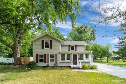 2 S175 Harter Rd, Elburn, IL 60119