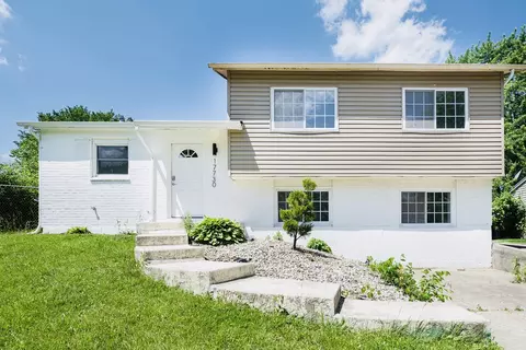 17730 Pheasant Ln, Country Club Hills, IL 60478
