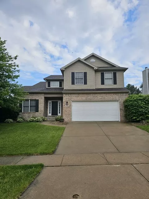 2911 Clearwater Ave, Bloomington, IL 61704