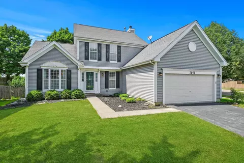 2040 Edinburgh Ln, Aurora, IL 60504