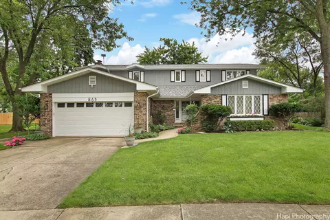 865 Deere Park Ct, Deerfield, IL 60015