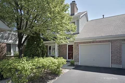 1559 N Courtland Dr #1559, Arlington Heights, IL 60004