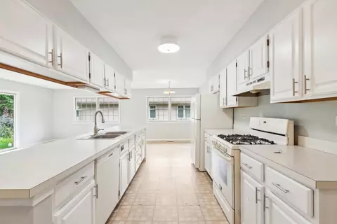 1193 Lynnfield Ln, Bartlett, IL 60103 photo 13