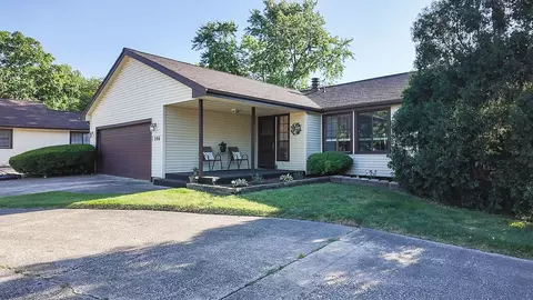 206 Spring Cir #206, Urbana, IL 61802