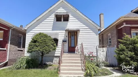 3748 W 70th Pl, Chicago, IL 60629