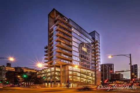 201 W Grand Ave #503, Chicago, IL 60654