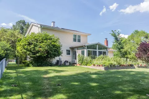 701 Holly Dr, Bartlett, IL 60103 photo 22