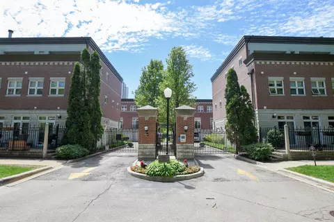 1511 S Indiana Ave #H, Chicago, IL 60605