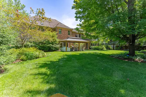 Exterior - 456 S Oak St, Itasca, IL 60143 photo 4 of 6