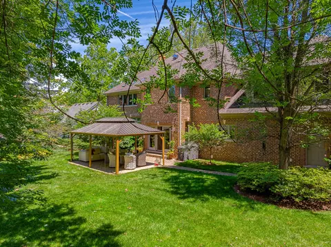 Exterior - 456 S Oak St, Itasca, IL 60143 photo 5 of 6
