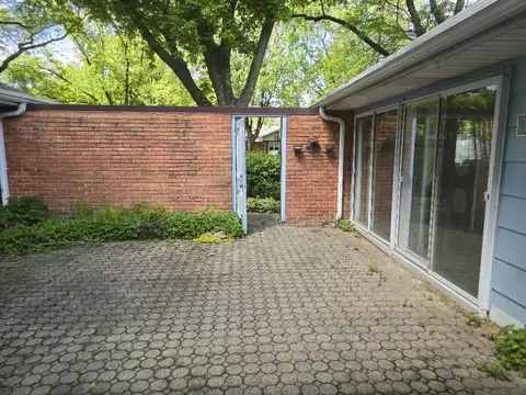 21 Duxbury Ln, Rolling Meadows, IL 60008 photo 6