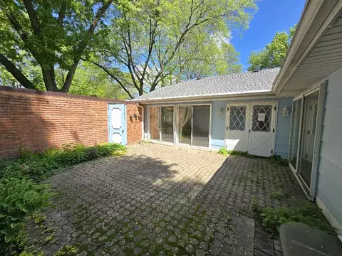 21 Duxbury Ln, Rolling Meadows, IL 60008 photo 7