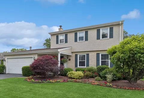 619 E Charles St, Arlington Heights, IL 60004