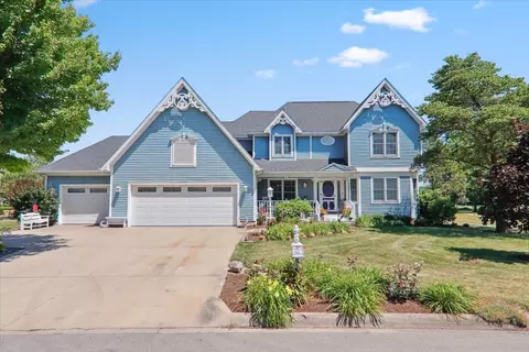 1804 Cardinal Ct, Pontiac, IL 61764