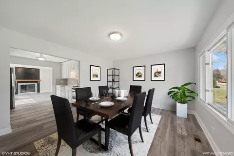 Dining - 129 Springleaf Dr, Bolingbrook, IL 60440 photo 1 of 1