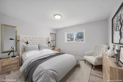 Bedroom - 129 Springleaf Dr, Bolingbrook, IL 60440 photo 2 of 3