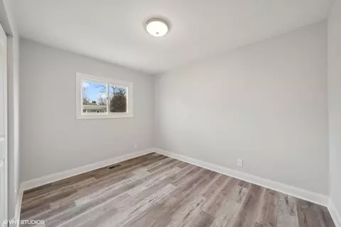 Bedroom - 129 Springleaf Dr, Bolingbrook, IL 60440 photo 3 of 3