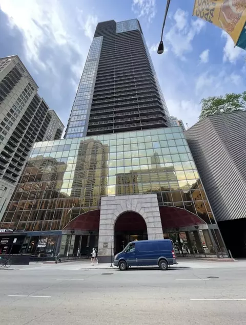 10 E Ontario St #2110, Chicago, IL 60611