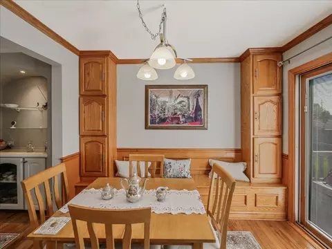 Dining - 910 La Jolla Ter, Bartlett, IL 60103 photo 2 of 2