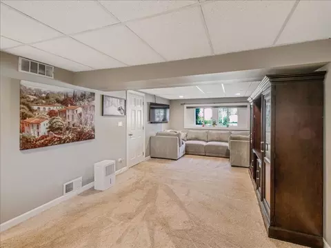 Living - 910 La Jolla Ter, Bartlett, IL 60103 photo 3 of 4