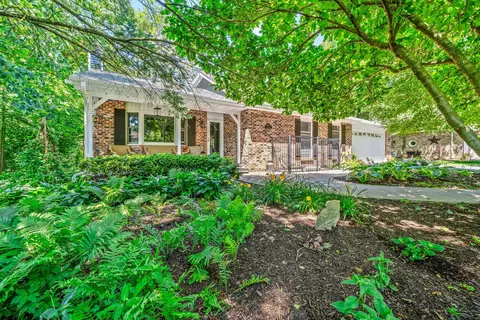 4607 E 2619th Rd, Sandwich, IL 60548