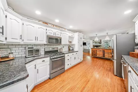 Kitchen - 4607 E 2619th Rd, Sandwich, IL 60548 photo 5 of 8