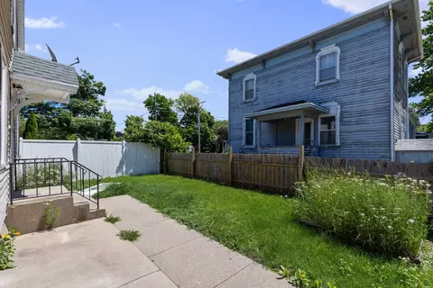 Exterior - 705 High St, Pecatonica, IL 61063 photo 3 of 4