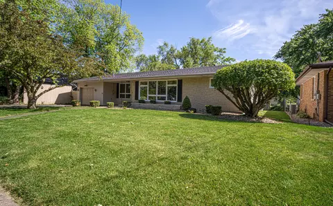 228 Marion Ct, Chebanse, IL 60922