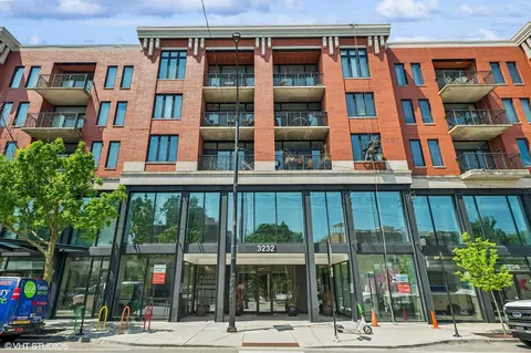 3232 N Halsted St #D309, Chicago, IL 60657
