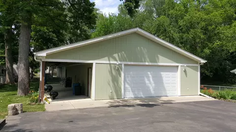 123 Pierce St, North Aurora, IL 60542 photo 4