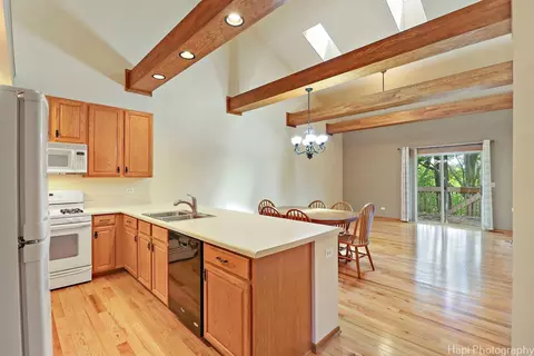 5707 Fieldstone Trl #5707, Mchenry, IL 60050 photo 4