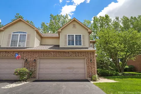 5707 Fieldstone Trl #5707, Mchenry, IL 60050 photo 2