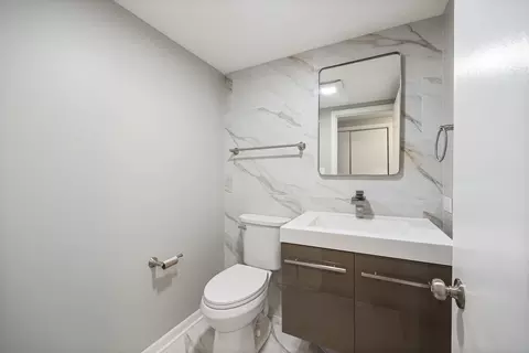 Bath - 21010 London Dr, Olympia Fields, IL 60461 photo 1 of 5