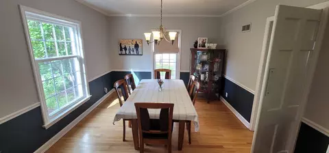 410 E Fellows St, Dixon, IL 61021 photo 9