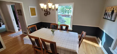 410 E Fellows St, Dixon, IL 61021 photo 7