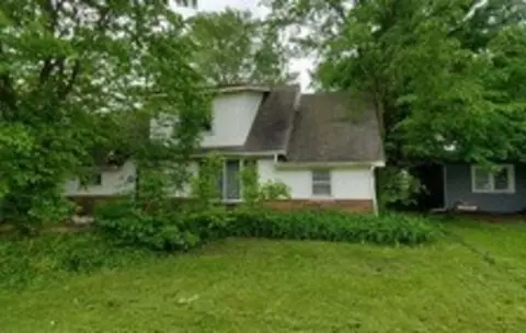 26161 W Heart O Lakes Blvd, Antioch, IL 60002