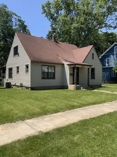 471 Talma St, Aurora, IL 60505