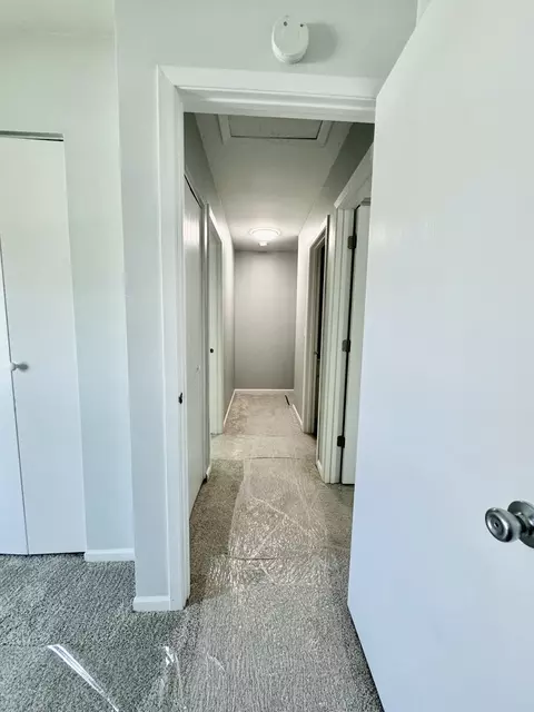 Entry Way - 2460 Devonshire Ct, Aurora, IL 60502 photo 2 of 2