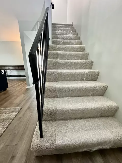 Entry Way - 2460 Devonshire Ct, Aurora, IL 60502 photo 1 of 2