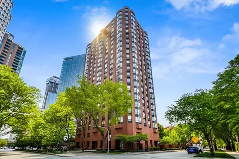 901 S Plymouth Ct #705, Chicago, IL 60605